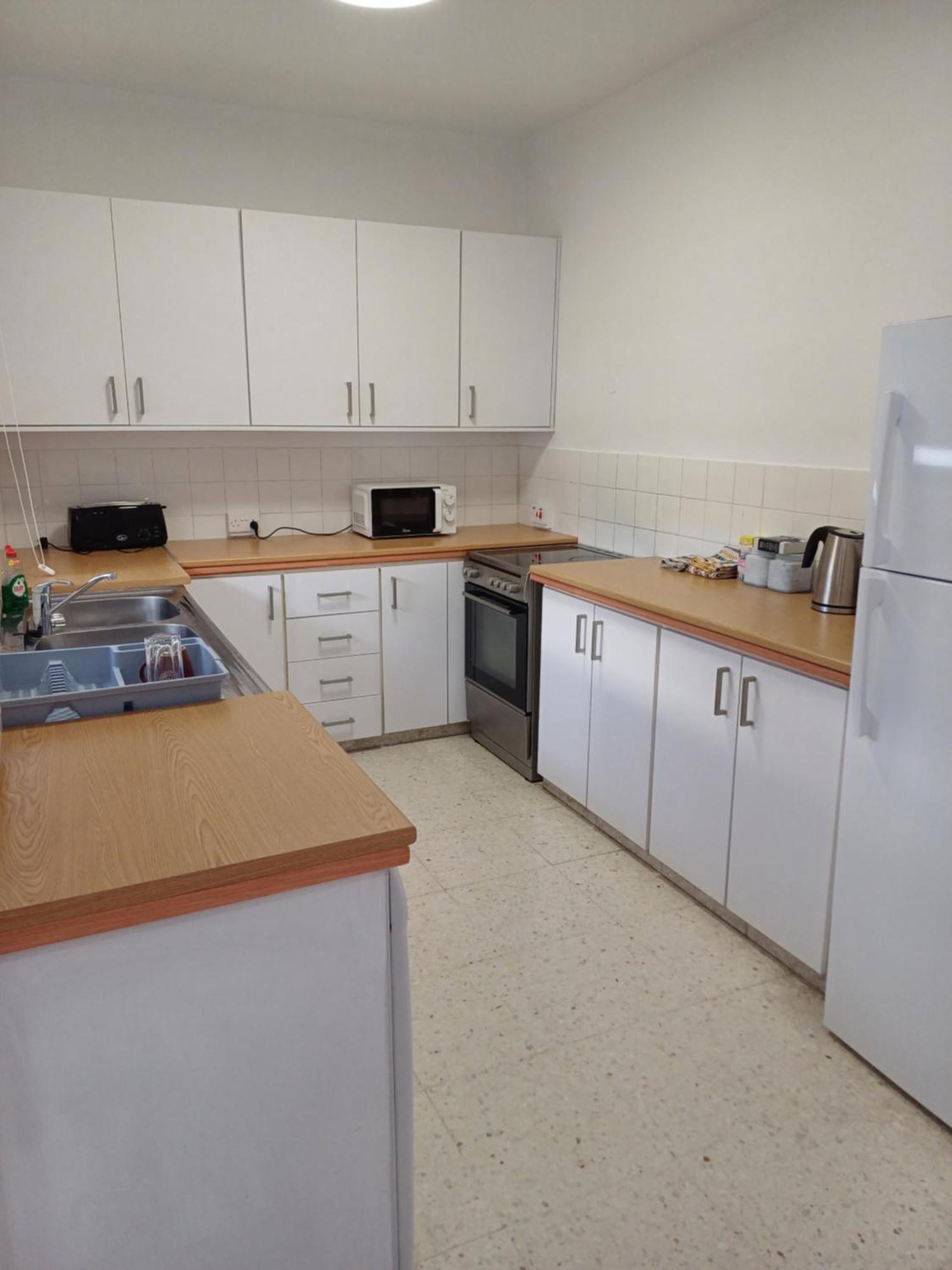 Spacious 2 Bedroom Appartment Near Mall -Internet 1Gbps Paphos 外观 照片